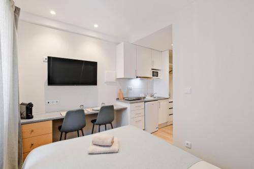 Lovely studio fully equipped near subway N3