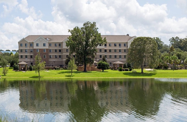 Lovely Suite in Tallahassee! Free Breakfast + On-Site Business Center