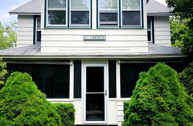 Schönes Ferienhaus. Schritte zum Wasser, The Beach Club und in der Nähe der Stadt.