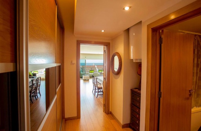 LovelyStay - Ericeira Beach Apartment with Sea View