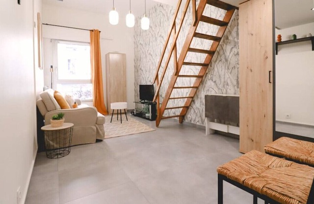 Lovelystudio-charenton-allrenovated