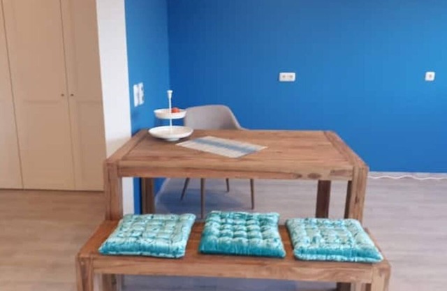 Lovingly renovated shared apartment: Room 1