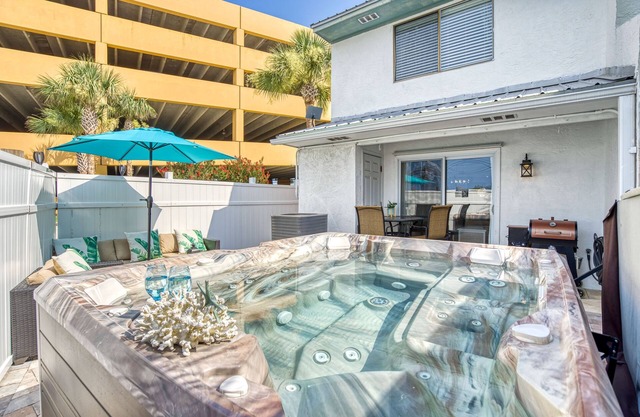 Low, Low rental rates, but only a few steps to the beach - hurry before it gone!