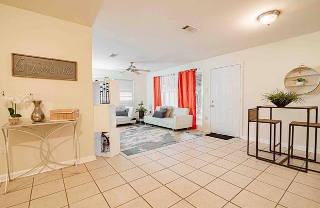 LSU/Downtown Gem, Tailgating or Corporate Stays