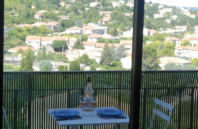 Luberon Apt große Wohnung F4