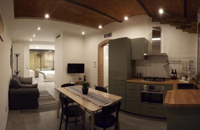 Lucas House
