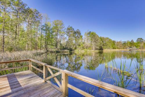 Lucky 8 Lake House in Bainbridge with Private Dock