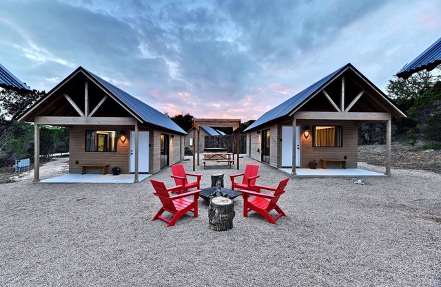 Lucky Arrow Retreat - Dripping Springs