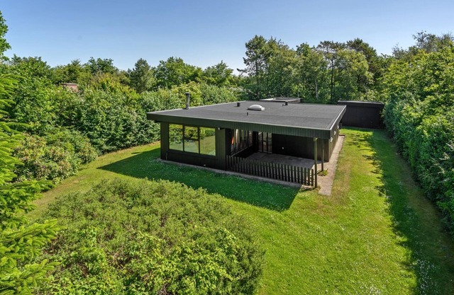 "Ludde" - 500m to the inlet by Interhome