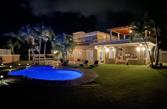 Luquillo Beach-Puerto Rico, 4 Schlafzimmer Villa mit Pool und WiFi