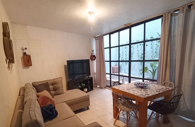 LusakaHome* Bugambilias* / first floor & pool