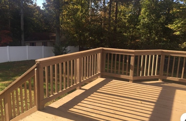 Lusby spacious beauty single family home near Solomons Island