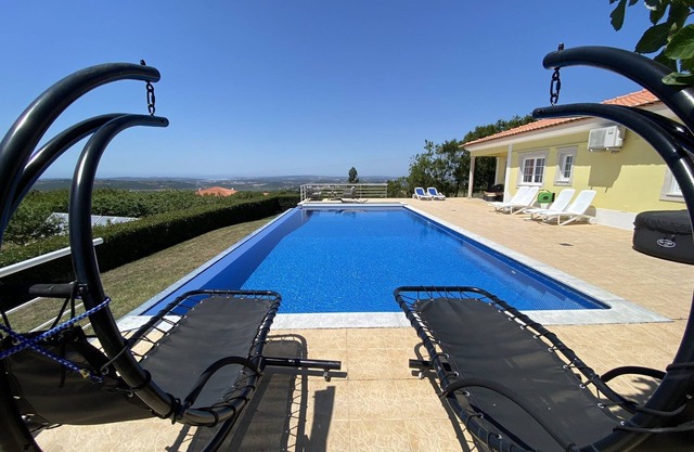Lux 4-Bett-Villa, Lrg Garden Infinity Pool Atemberaubende Aussicht auf Obidos, Lagune & Meer