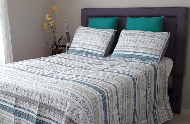 Lux Schlafzimmer im Norden San Jose