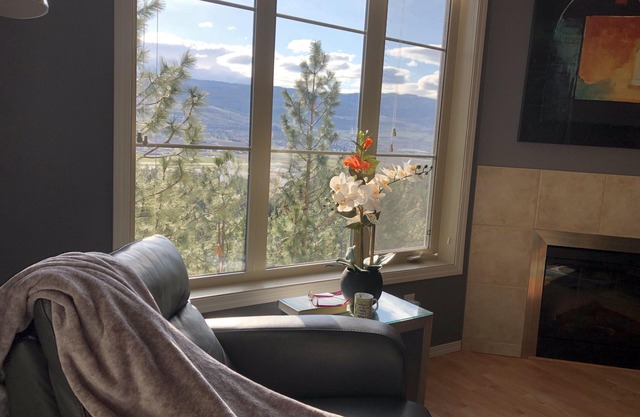 Luxuriöse Executive-Wohnung am Okanagan Golfplatz Pinnacle Pointe