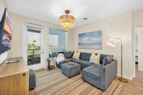Lux North Park Gem King Beds Workspaces Parking
