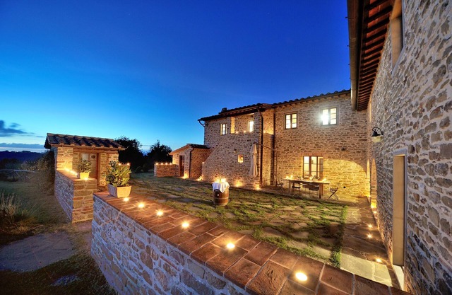 Lux Stone Villa saltwater Pool near Siena