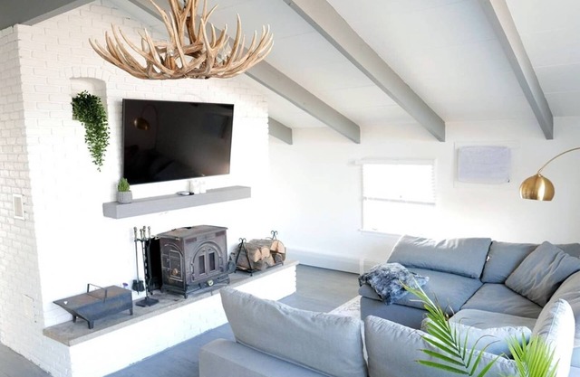Luxe 10 Gäste Ski Chalet / Skifahren / Pools / Tennis / Fitnessstudio / Golf / Wandern