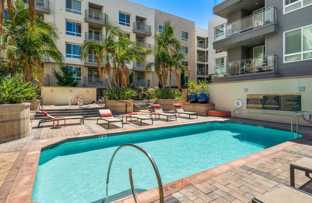 Luxe Apartment Downtown San Jose w/ Gym, Pool