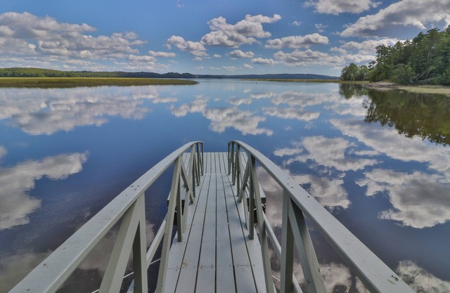 Bayfront Kabine mit unglaublicher Aussicht & gemeinsames Dock - ideal zum Jagen / Angeln!