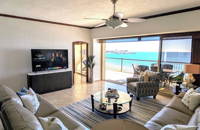 Premium-Beach Front Condo ~ Incrediable anzeigen