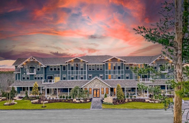 Luxe Comfort, Preserve Views, Unique Experiences