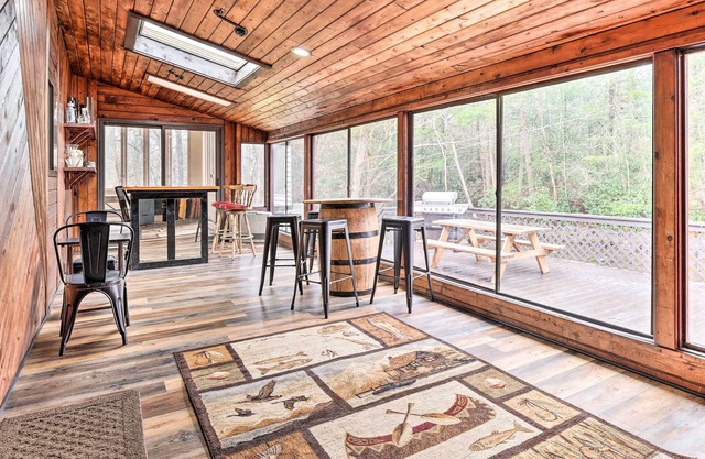 NEW! Luxe Creekside Lodge w/ Movie Theater & Deck!