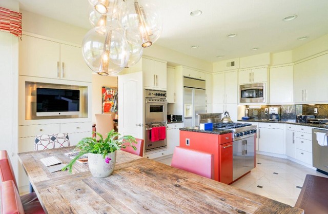 Luxe family home w/ 116 inch theatre, near beach w/ private yard & EV chargers