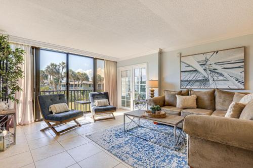 Luxe Fort Pierce Beach Condo with Golf Views!