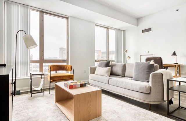 Luxe Kendall Square 1BR w/ Gym & Concierge, close to MIT, by Blueground