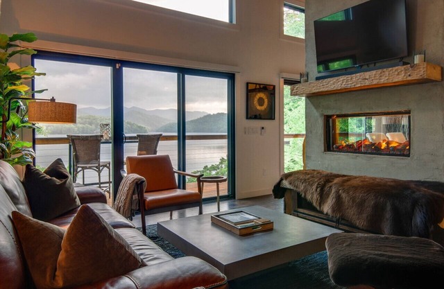 Luxe Lakefront Villa w/ Dock, Hot Tub & Fire Pit