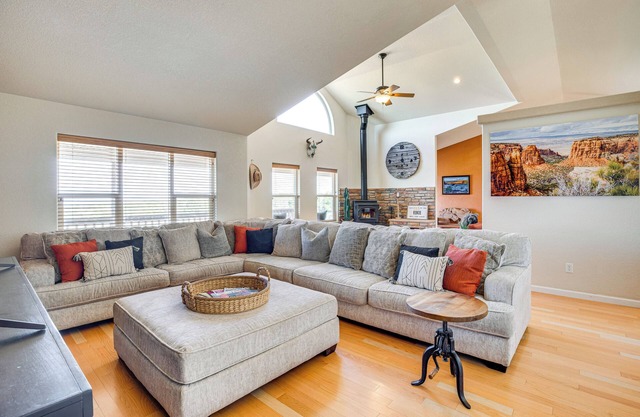 Luxe Mesa View Home on 35 Acres w/ Wraparound Deck