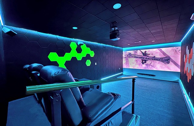 Luxe Party Retreat: Theater/Karaoke/Games/Hot tub/swimming pool