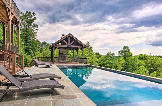 NEW! Luxe Retreat w/ Mtn View < 5 Mi to Lake James