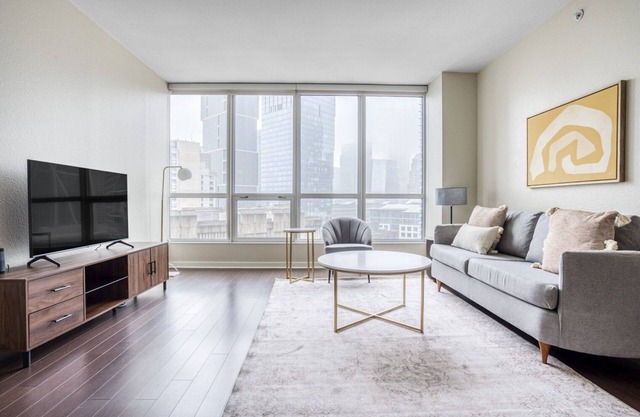 Luxe Rincon Hill 1BR w/ Gym & Lounge, walk to Embarcadero, by Blueground