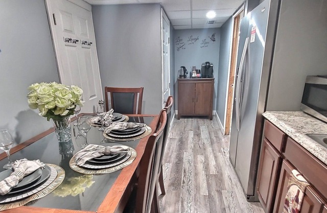 Luxe Suite