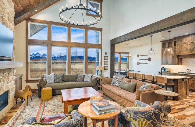 Luxe Tetonia Home w/ Tetons View, Close to Skiing!