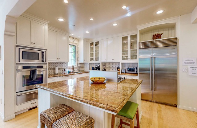 Luxe Villa in Funk Zone | Outdoor Kitchen, Mountain View, 2 Blocks to Beach