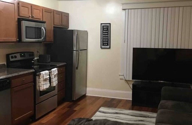 luxery lounge with free parking