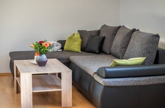 Luxuriöse Ferienwohnung (90qm) mit Badewanne und Balkon