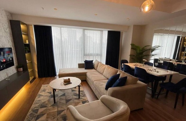 Luxurious 2 Bedrooms apartment Near Mall of Istanbul