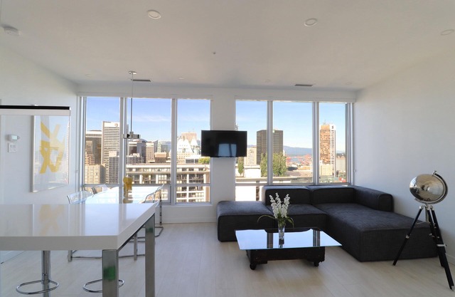 Luxuriöse 2 BR Downtown w / unglaubliche Aussicht