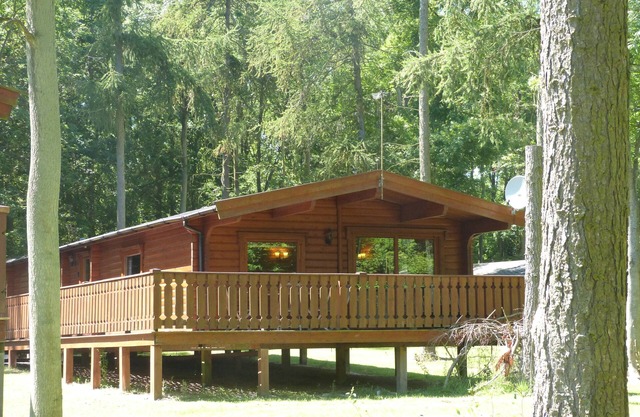 Luxuriöse 3-Bett-Blockhaus-Ferienhütte in Louth, Lincolnshire (3B Sleeps6)