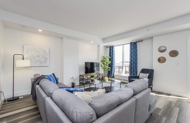 LUXURIOUS 3 Bedroom BRAND NEW TOWN HOUSE