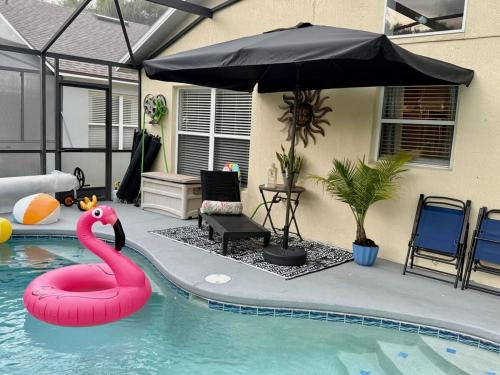 Luxurious 3BR Getaway Heated Pool, Golf & Theme Parks