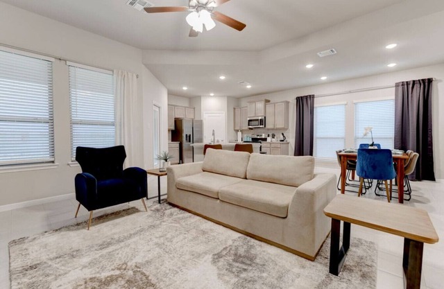 Luxurious 4-Bedroom House