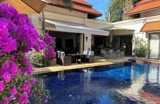 Luxurious 5-bedroom pool villa off enchanting Boat Avenue BangTao Beach