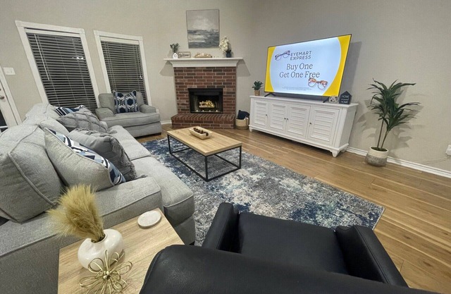 Luxurious 5BR/3BA house in the heart of College Station