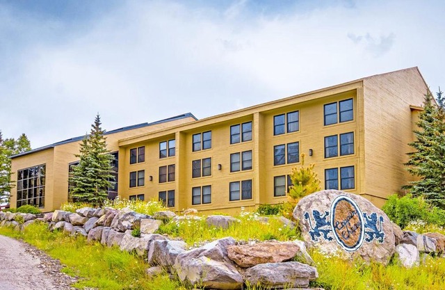 Luxurious and Affordable Vacation Condos at Brian Head