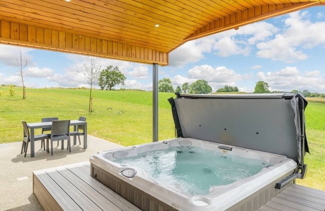 1 Schlafzimmer Unterkunft in Bretby, Derbyshire